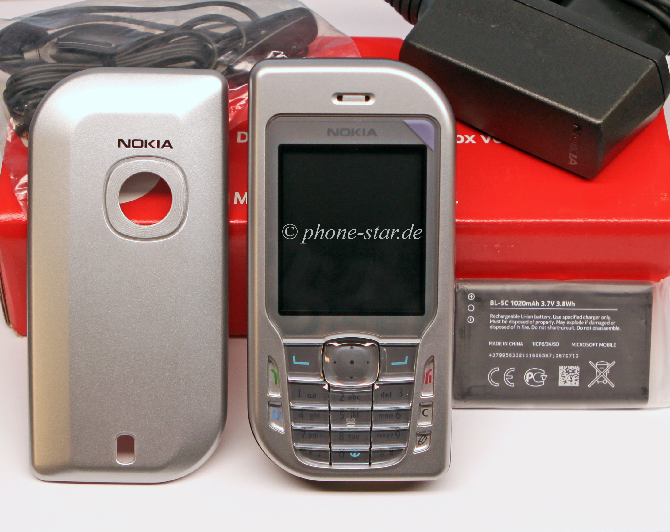 Nokia 6670 RH-67 Handy Mobile Phone Bluetooth UMTS Tri-Band Kamera MP3 Neu New