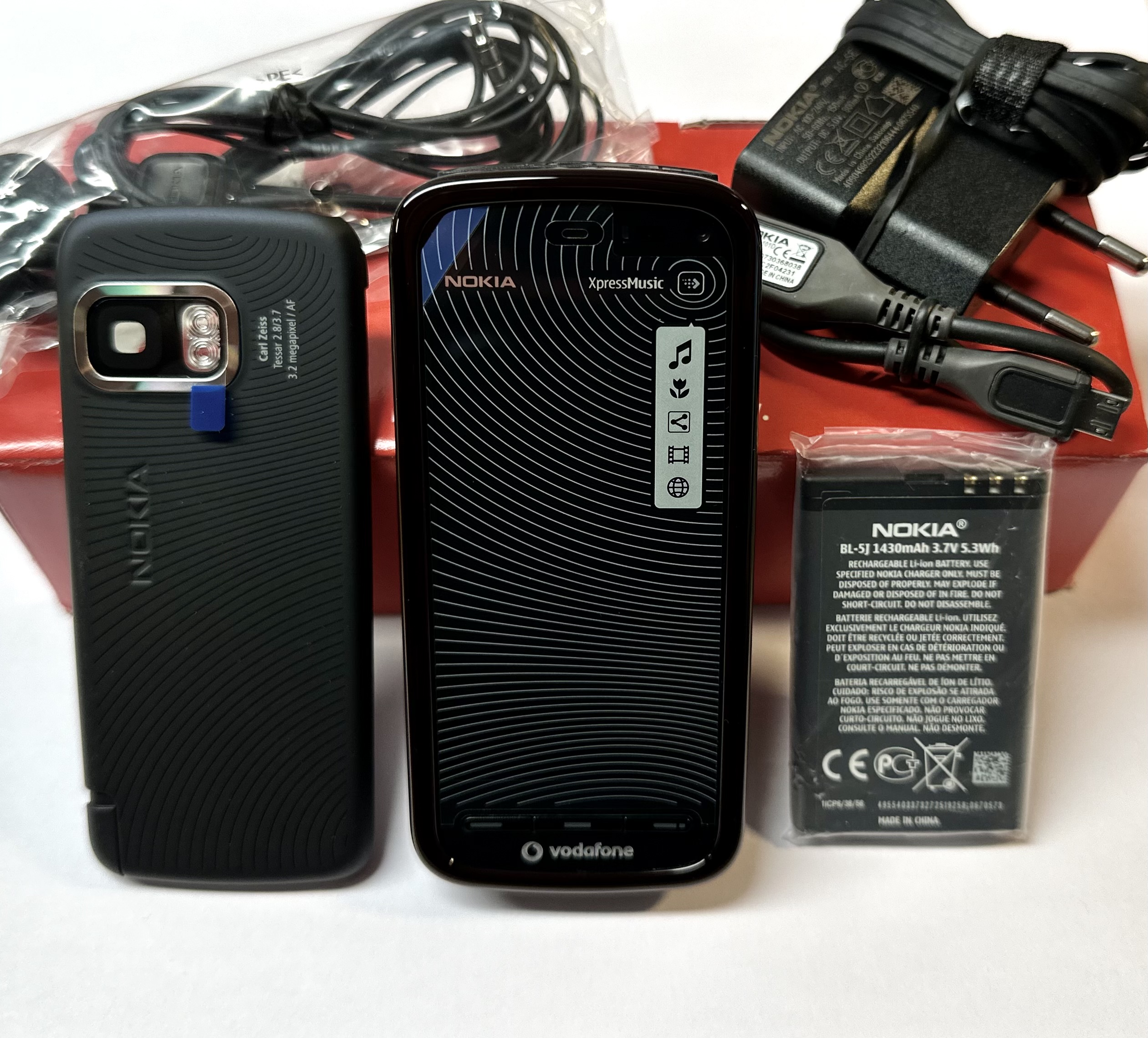 Nokia 5800 XpressMusic RM-356 Handy Smartphone Kamera MP3 WLAN UMTS Touch wie Neu (SWAP)