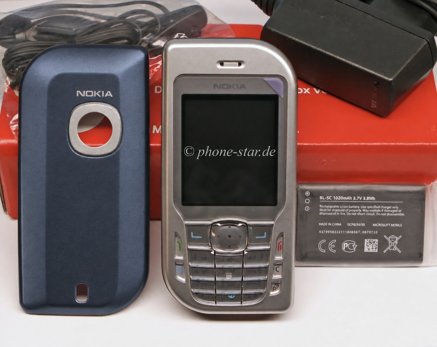 Nokia 6670 RH-67 Handy Mobile Phone Bluetooth UMTS Tri-Band Kamera MP3 Neu New